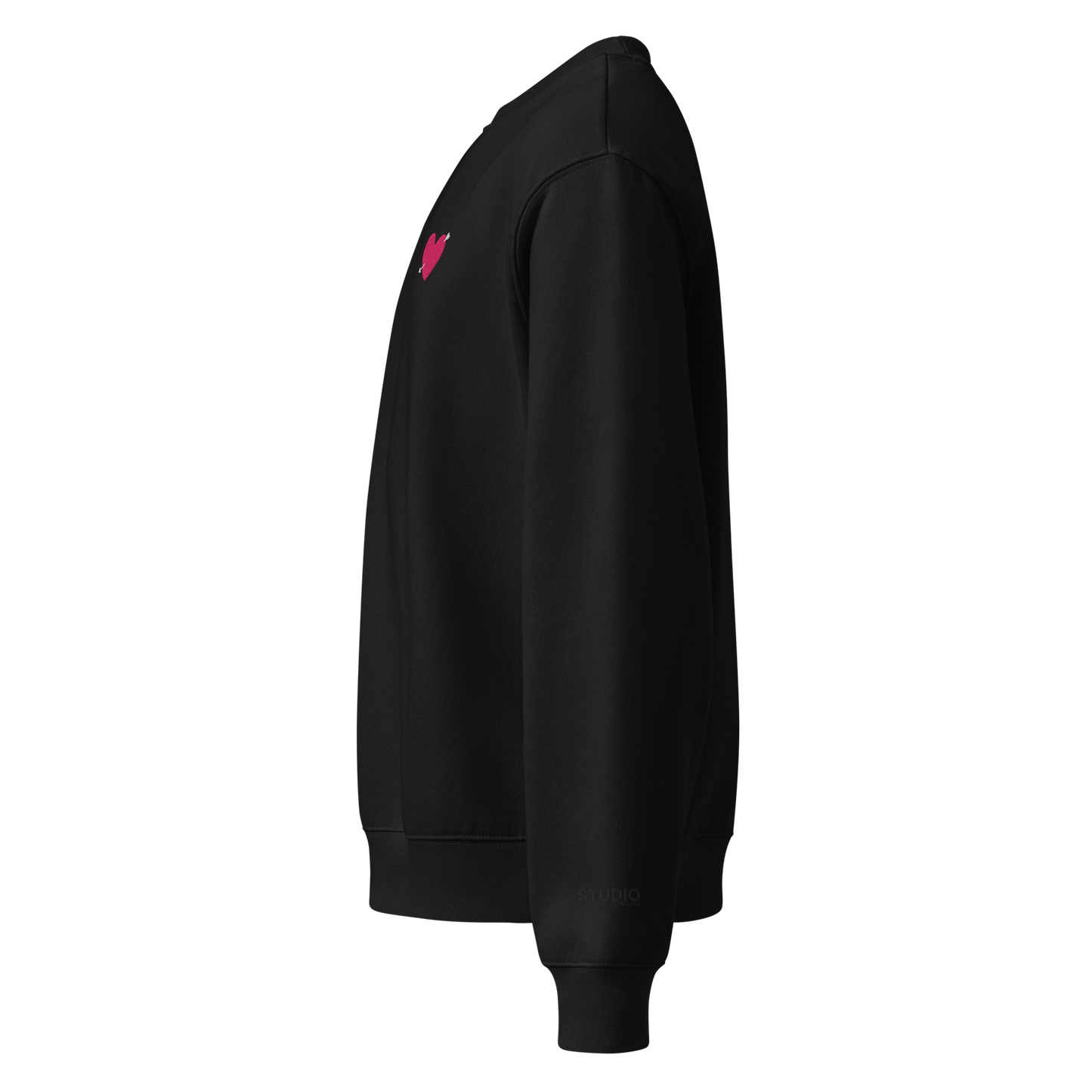 STUDIO Crew neck pullover 'Heart' in black