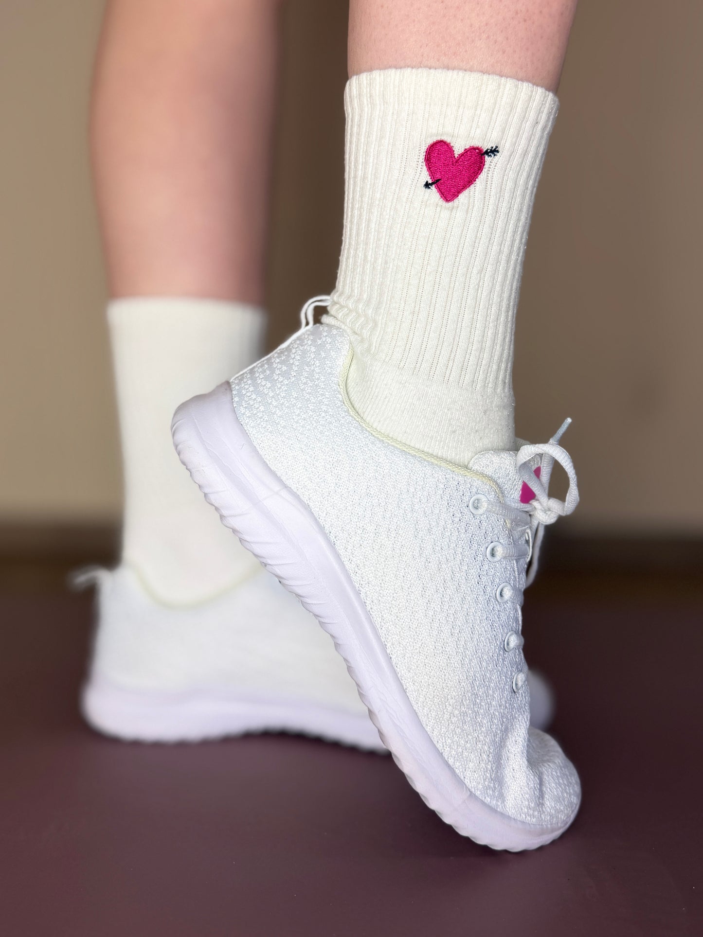 STUDIO Runner 'Heart' in white